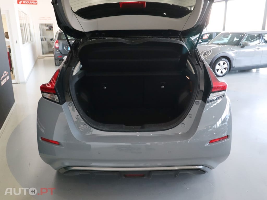 Nissan Leaf N-Connecta Full Led