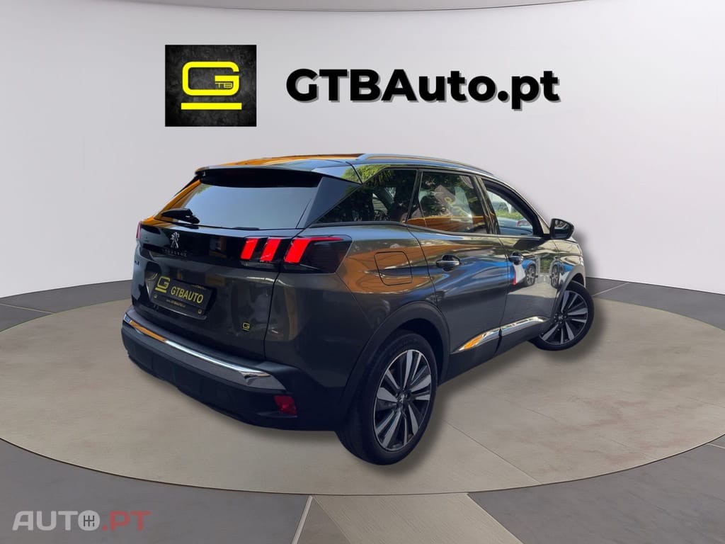 Peugeot 3008 1.2 ALLURE