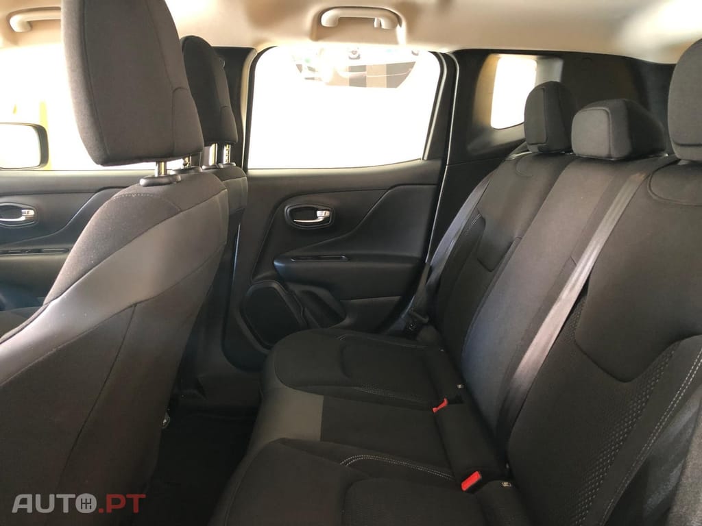 Jeep Renegade 1.0 T Night Eagle