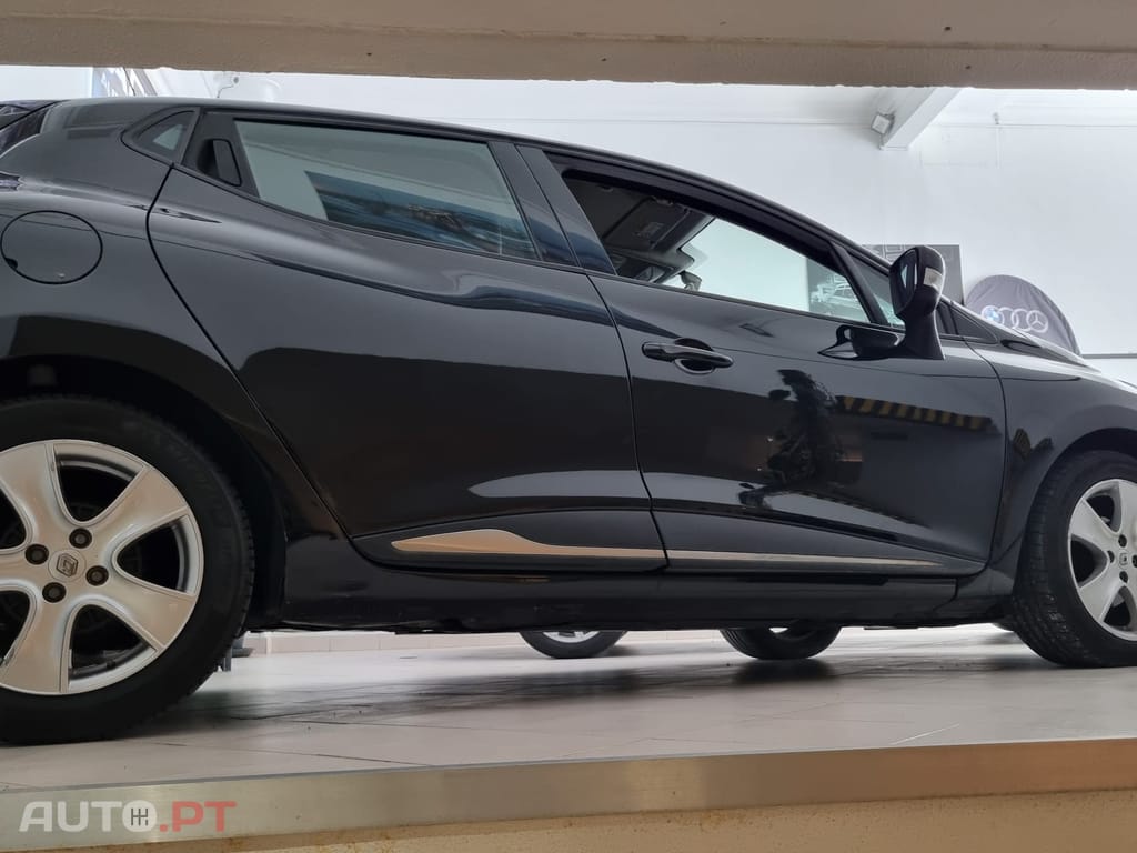 Renault Clio 1.5 dCi Luxe EDC