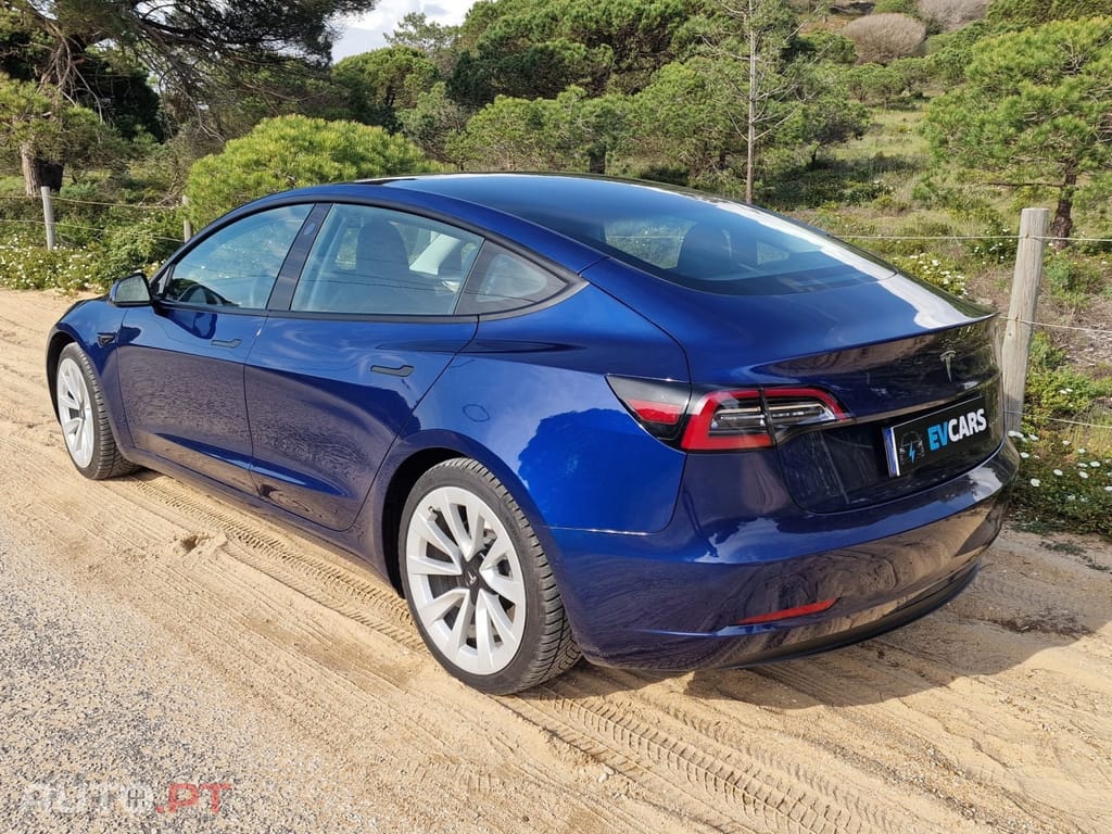 Tesla Model 3 Long Range AWD Dual Motor