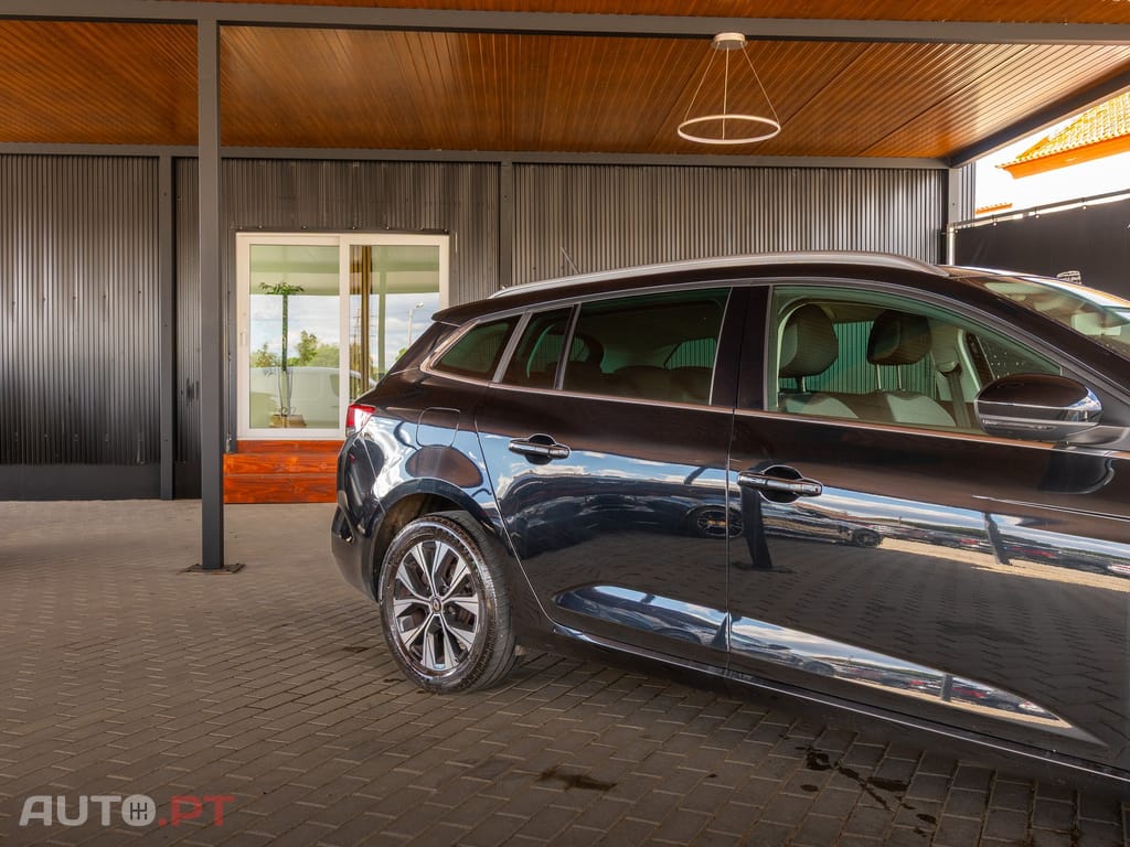Renault Mégane Sport Tourer 1.5 Blue dCi Limited