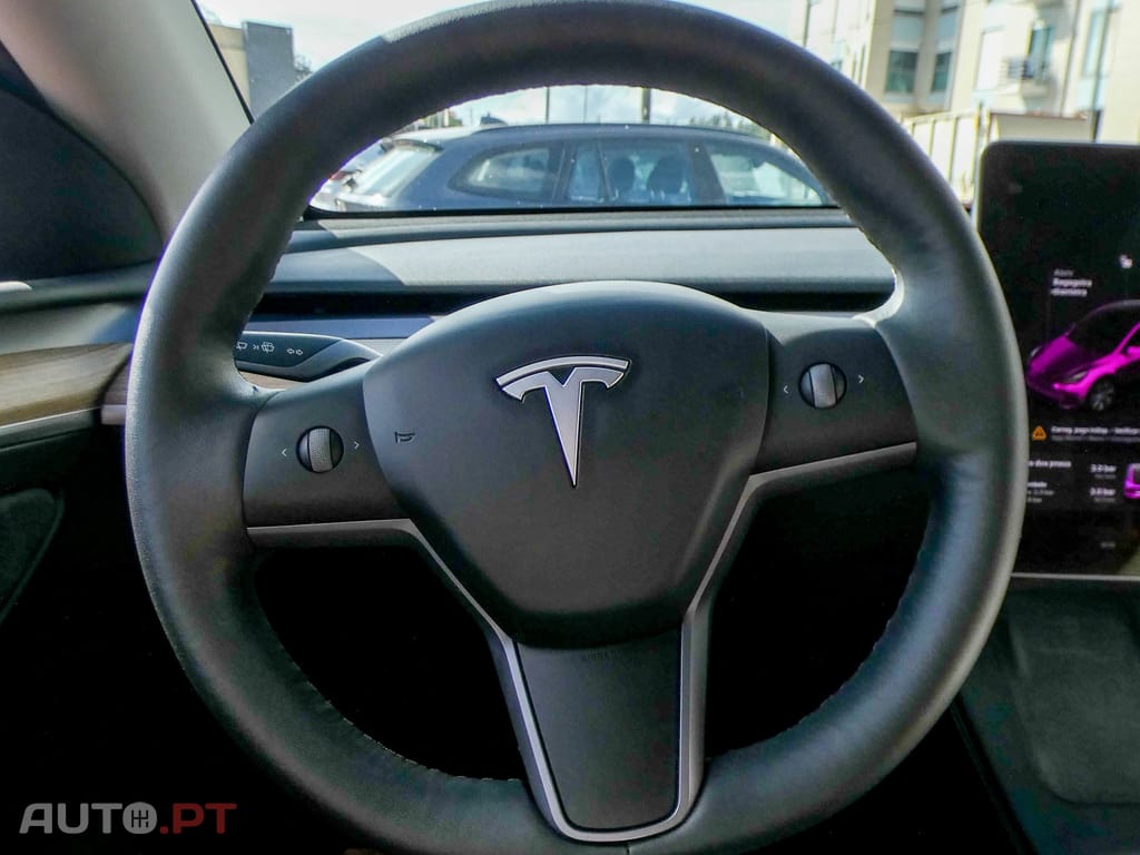 Tesla Model Y Long Range Tração Integral — fotografia 19