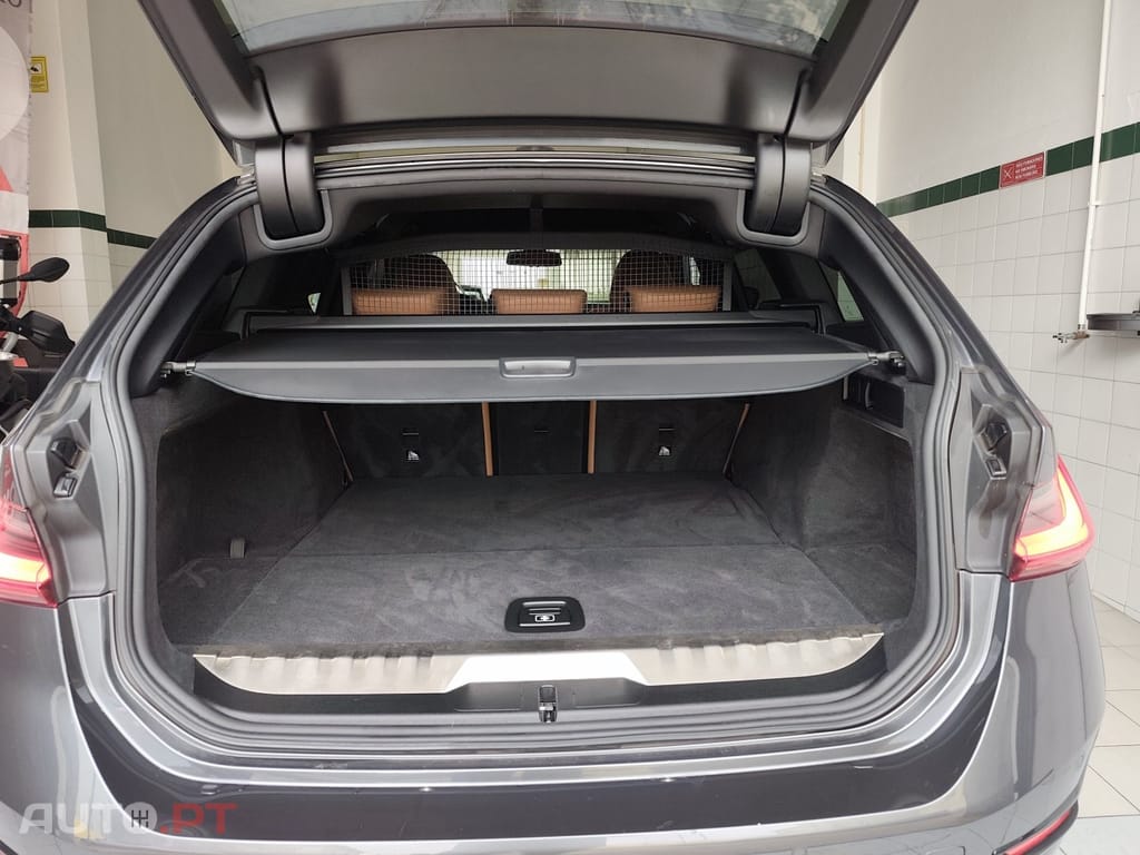 BMW 330 e Corporate Edition Auto