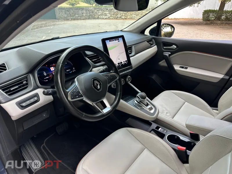 Renault Captur 1.6 E-Tech Initiale Paris