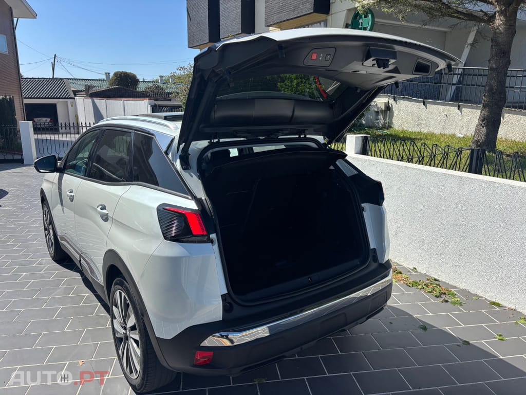 Peugeot 3008 1.5 BlueHDi Crossway