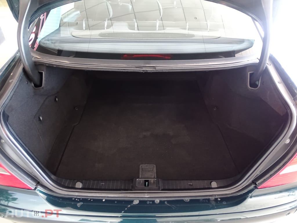 Mercedes-Benz E 220 CDI Avantgarde