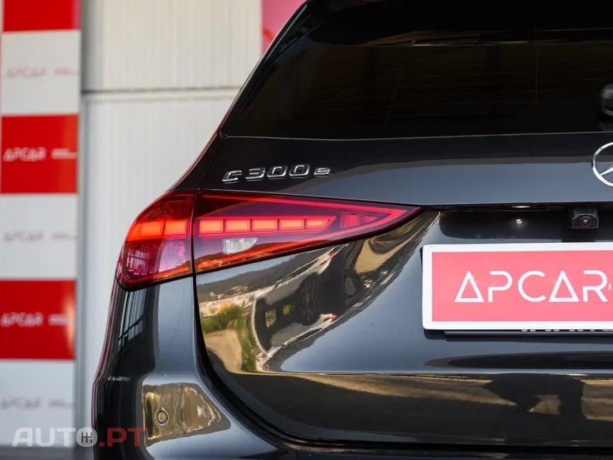 Mercedes-Benz C 300 e AMG Line