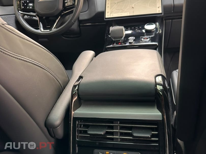 Land Rover Range Rover Sport 3.0 D300 Dynamic HSE