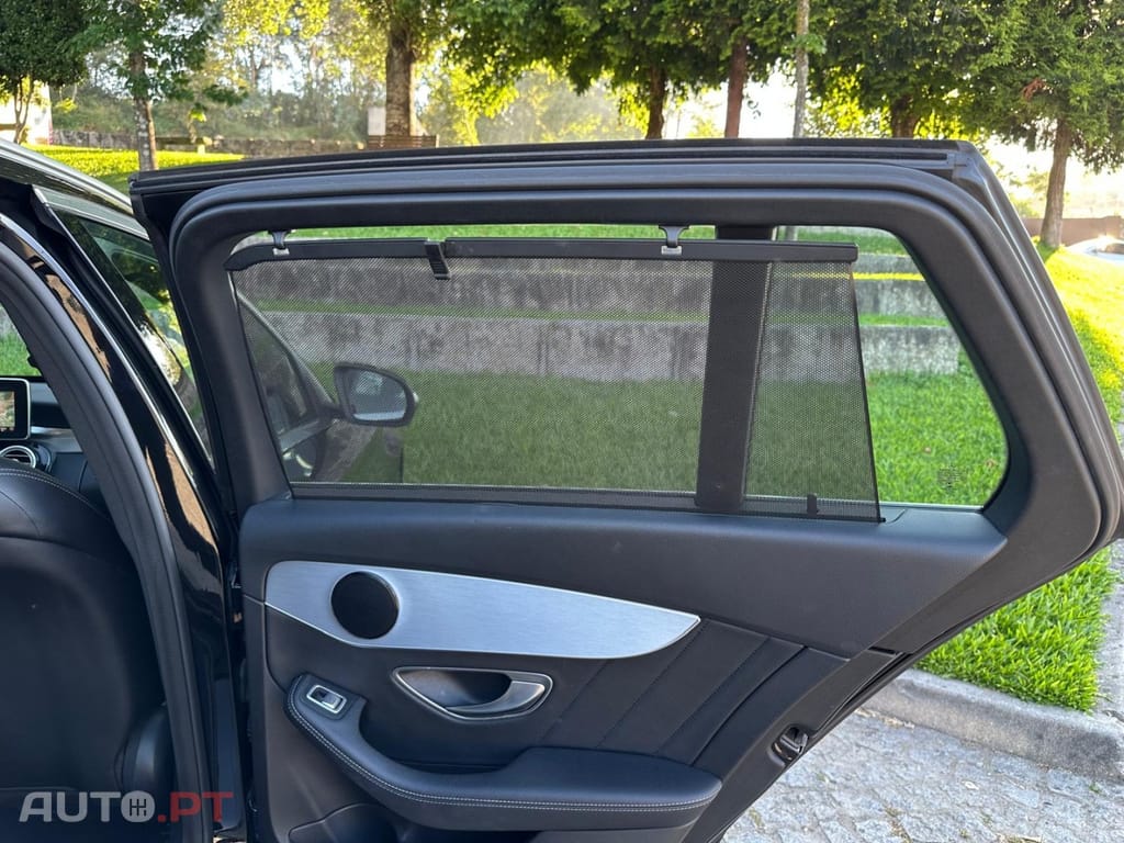 Mercedes-Benz C 300 h AMG Line