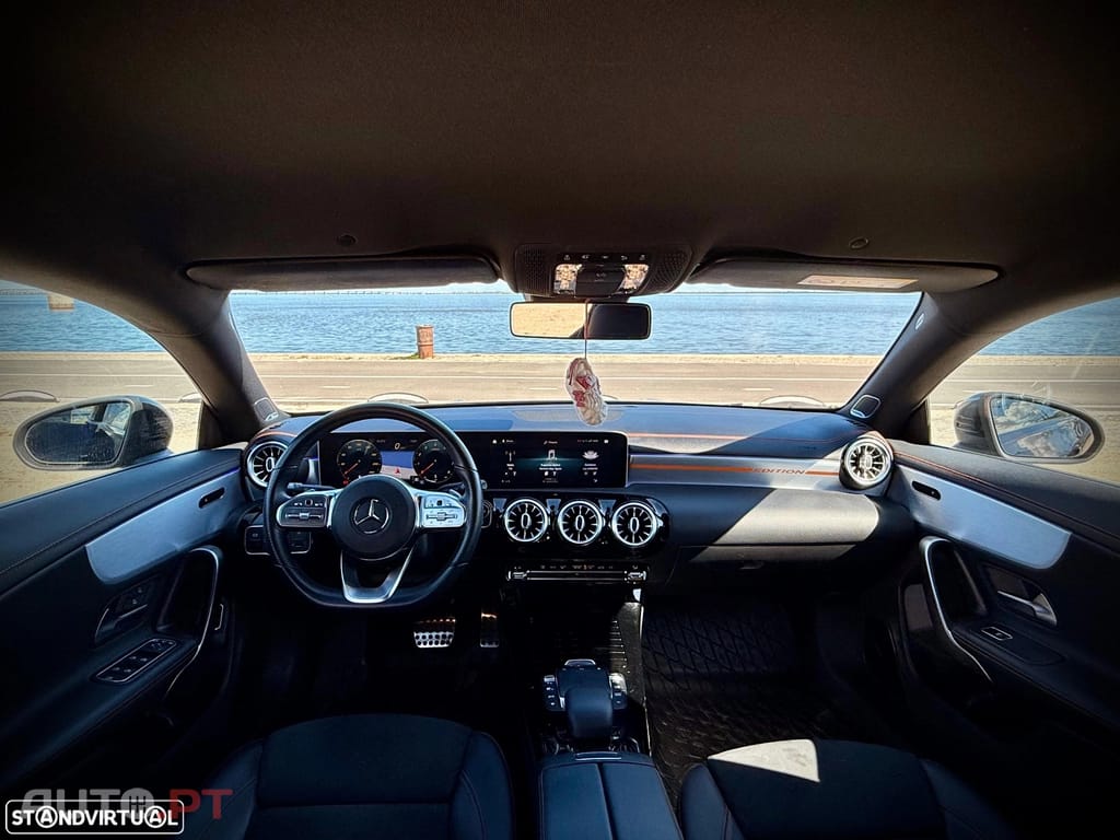 Mercedes-Benz CLA 200 shooting Brake AMG Line Aut. Orange edition