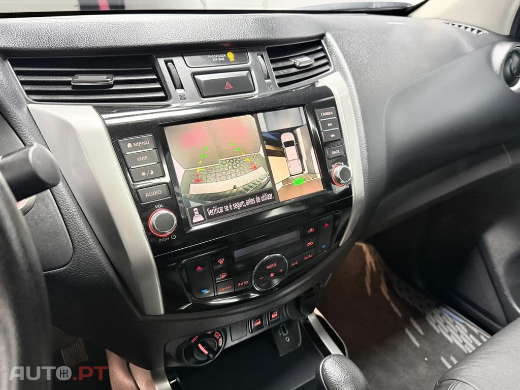 Nissan Navara 2.3 dCi CD 4WD N-Guard Auto