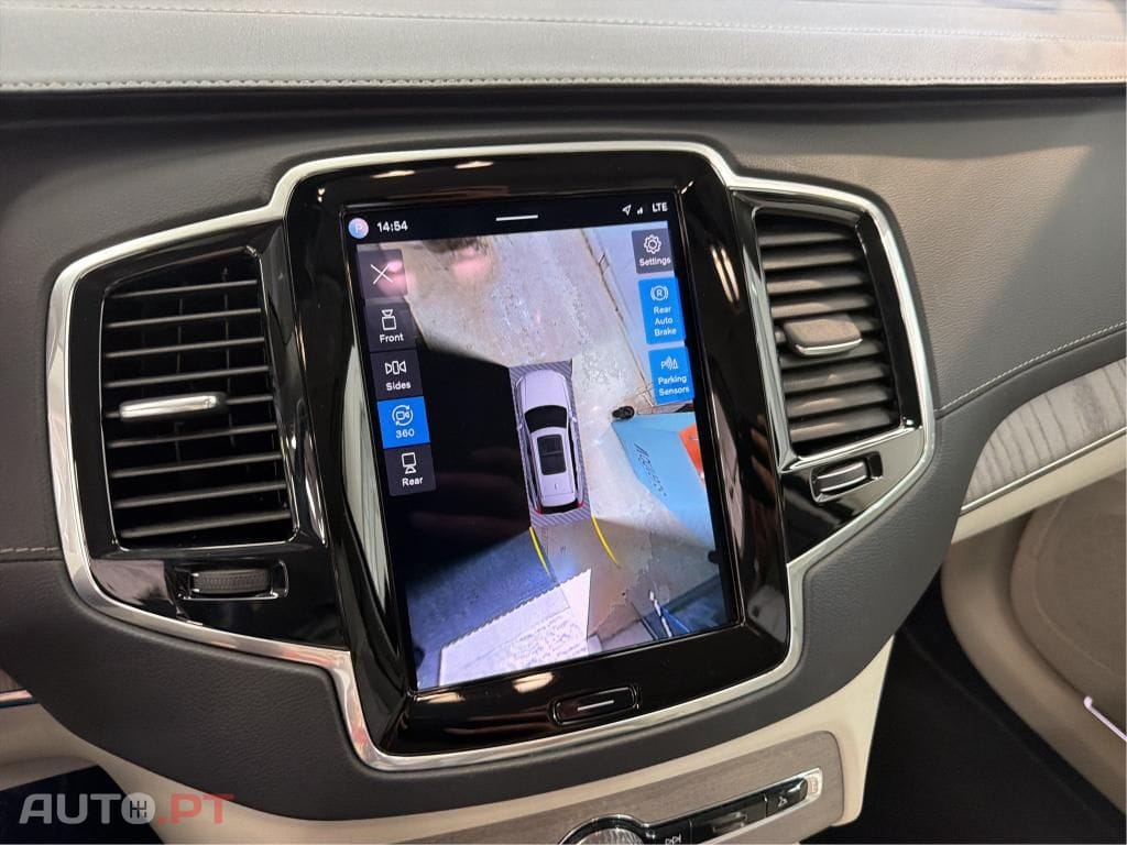 Volvo XC90 2.0 T8 PHEV Plus Dark AWD
