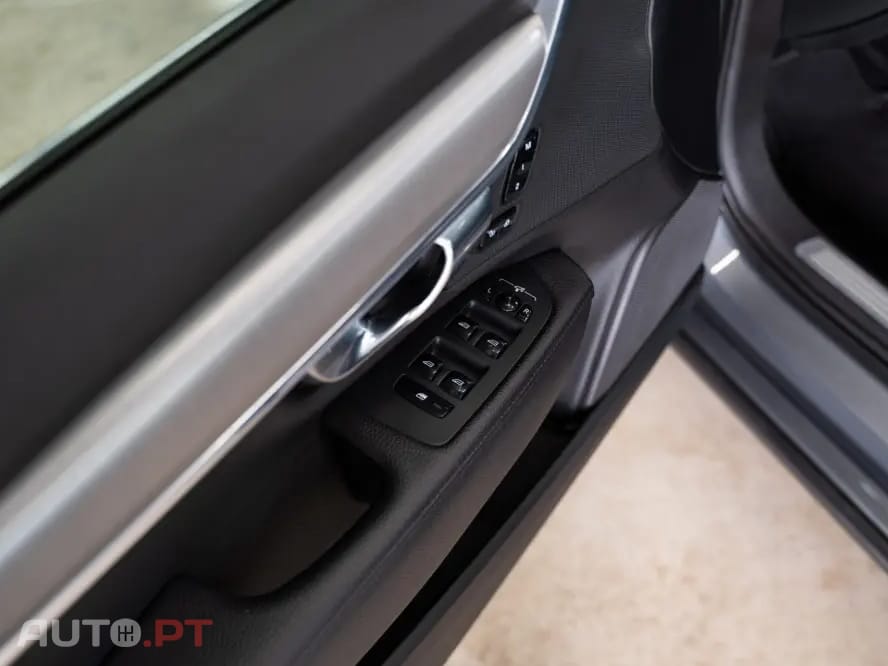 Volvo S90 2.0 D4 Momentum Geartronic
