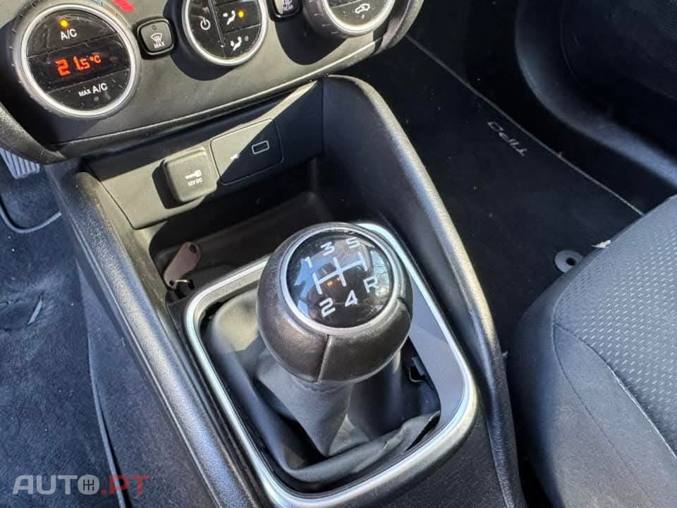 Fiat Tipo 1.3 M-Jet Lounge