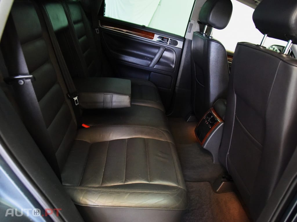 Volkswagen Touareg 3.2 V6 Tiptronic