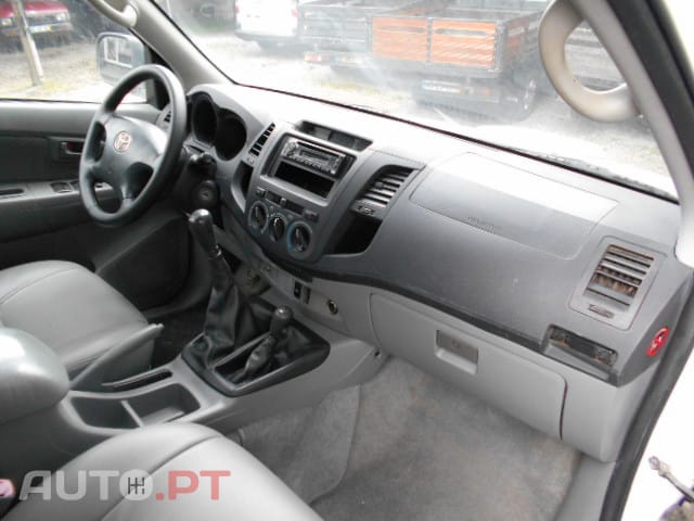 Toyota Hilux 2.5D-4D 4x4