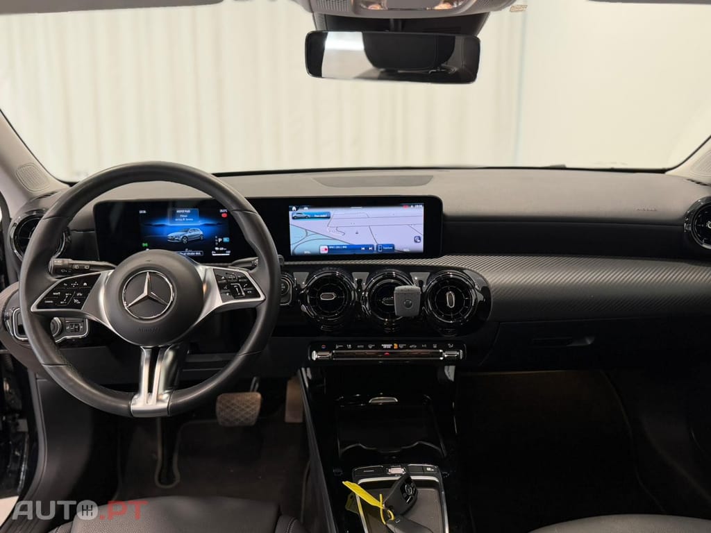 Mercedes-Benz A 250 e