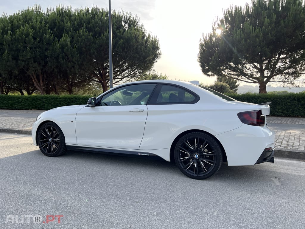 BMW 220 Serie 2 coupé 220i