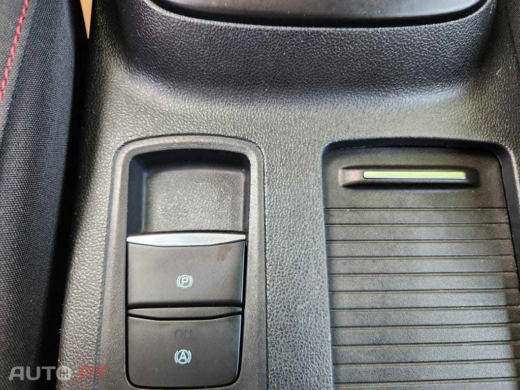 Ford Focus SW 1.5 TDCi EcoBlue ST-Line