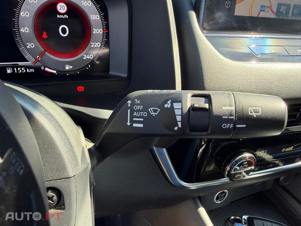 Nissan Qashqai 1.3 DIG-T N-Connecta LED