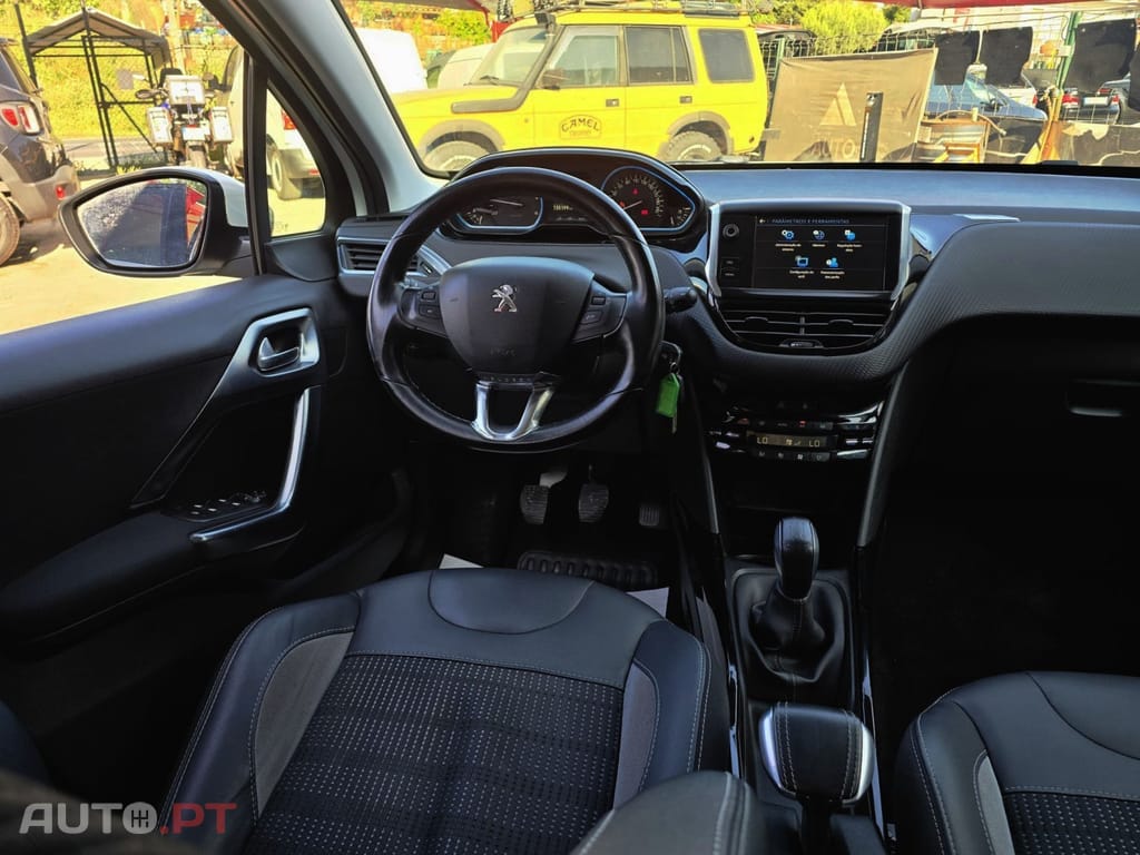 Peugeot 2008 1.6 BlueHDi Allure