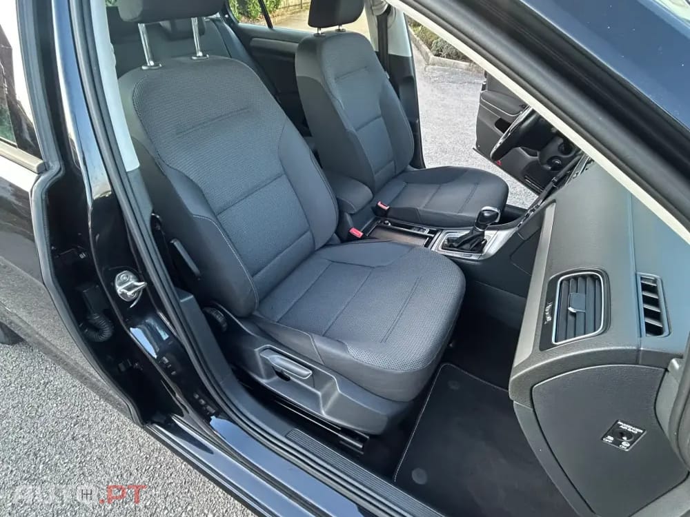 Volkswagen Golf 1.6 TDi Trendline DSG