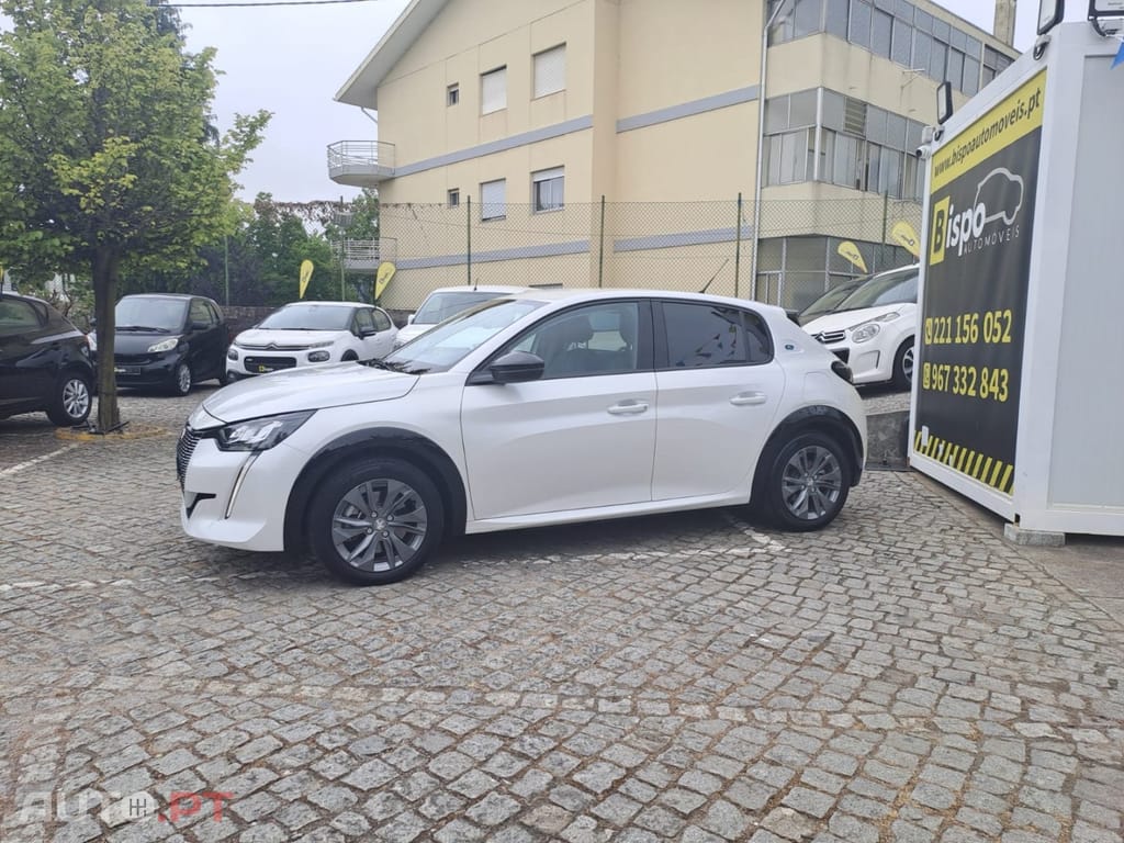 Peugeot E-208 50 kWh Allure