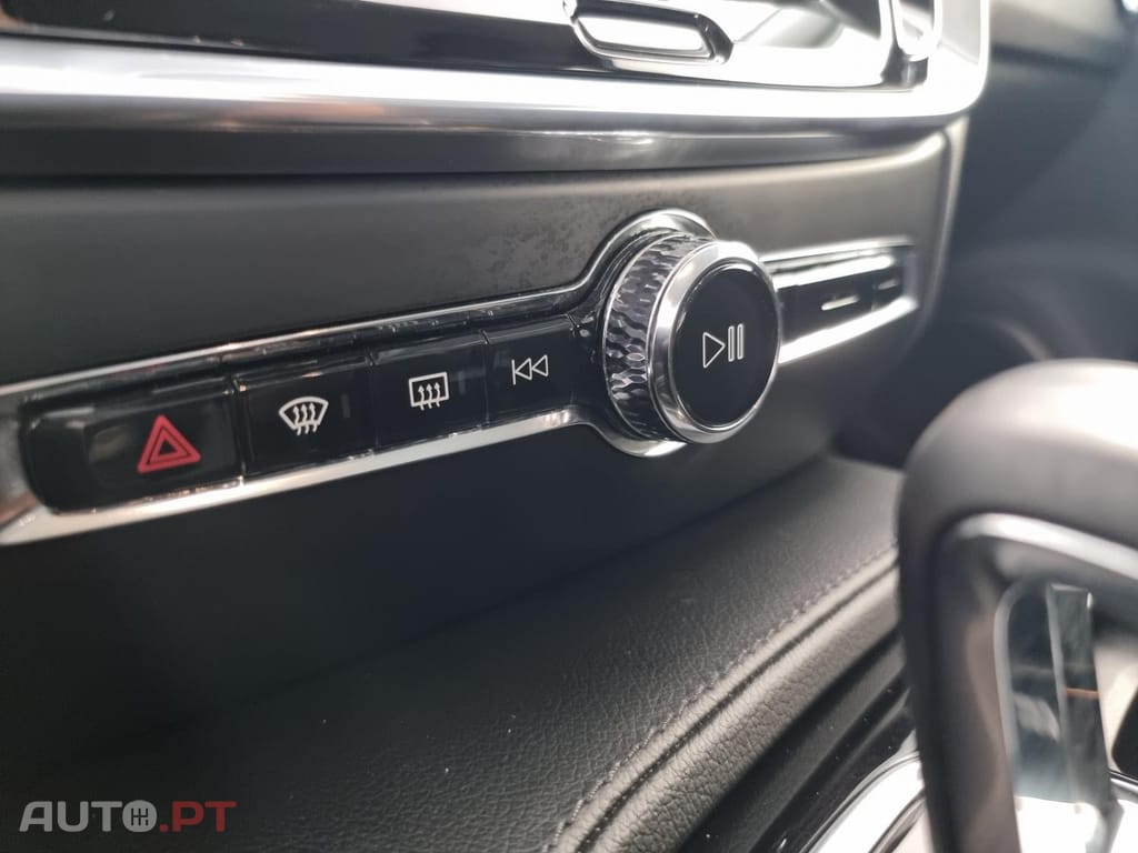 Volvo V60 2.0 T6 AWD TE Inscription Expression — fotografia 39
