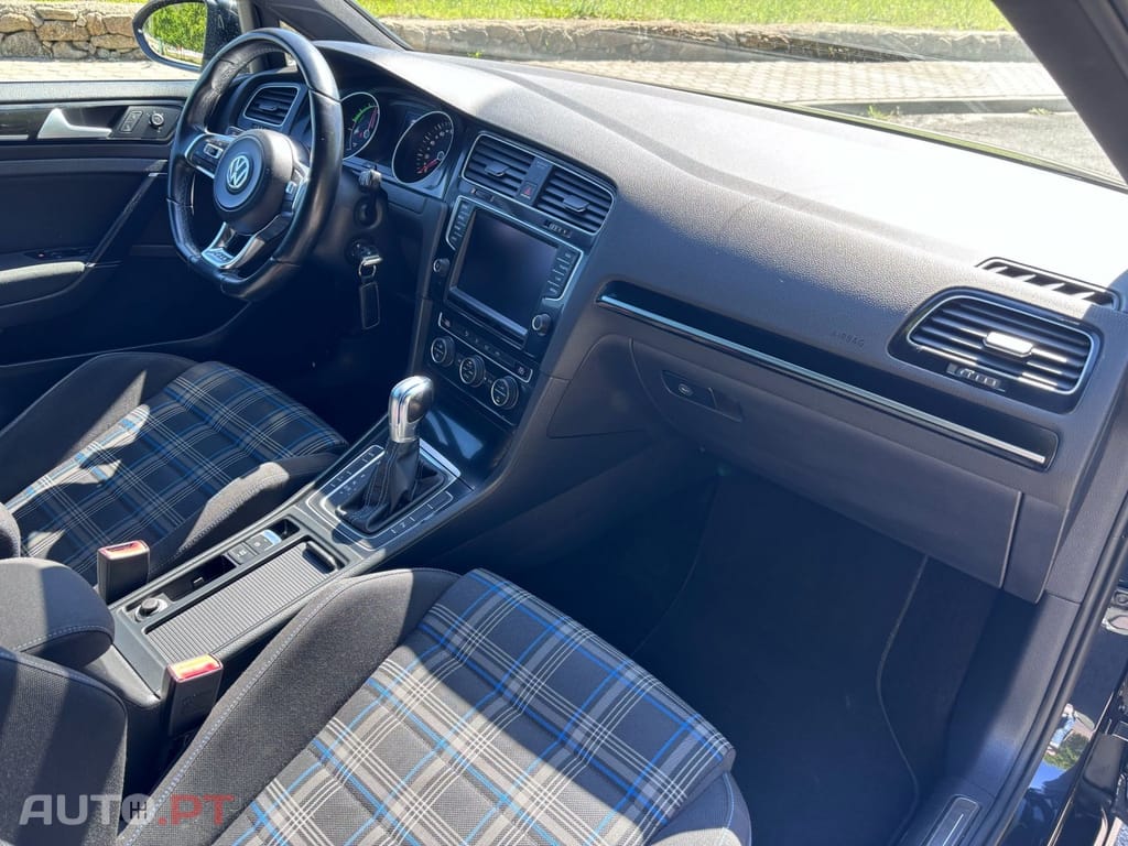 Volkswagen Golf GTE