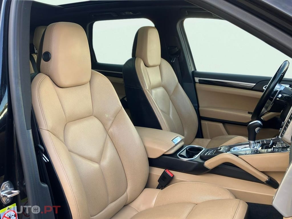 Porsche Cayenne S E-Hybrid