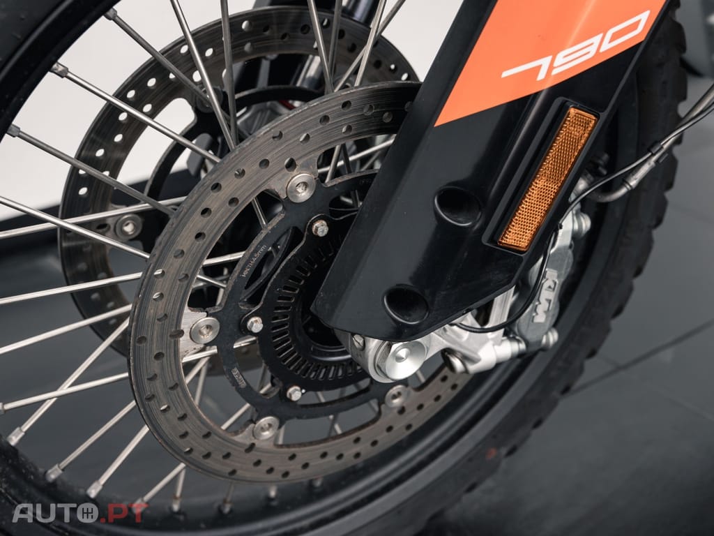 KTM Adventure 790 R