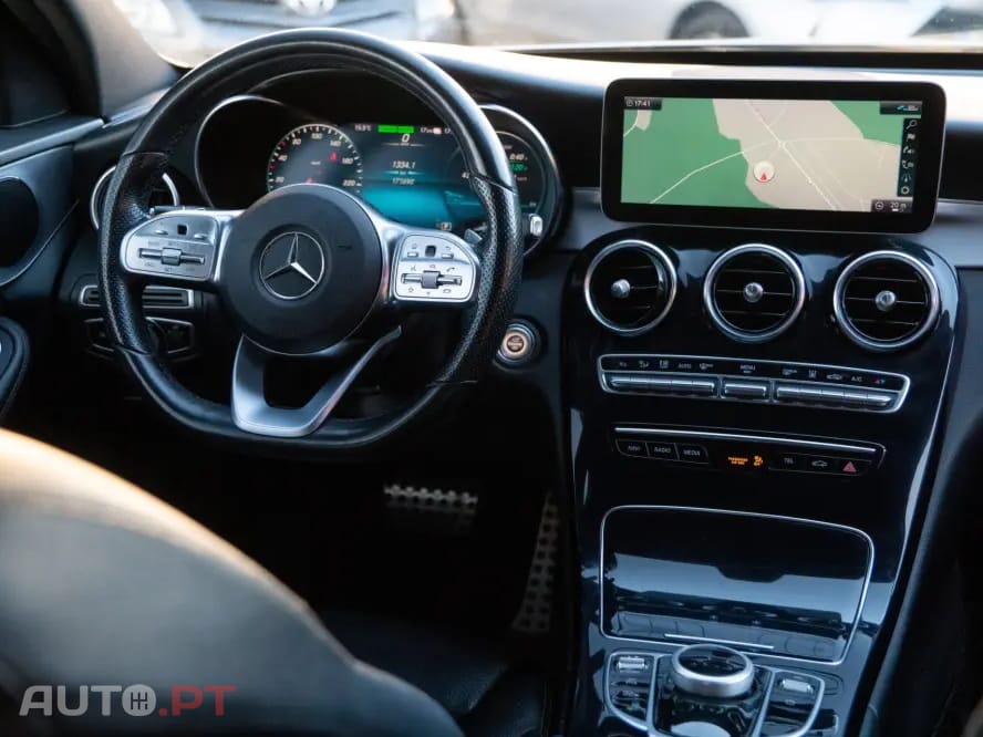 Mercedes-Benz C 300 de AMG Line