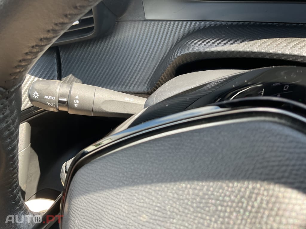 Peugeot 2008 1.2 PureTech Active