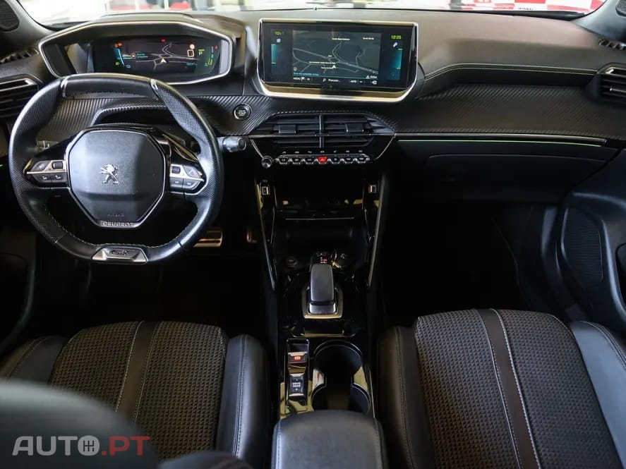 Peugeot E-2008 50 kWh GT Pack