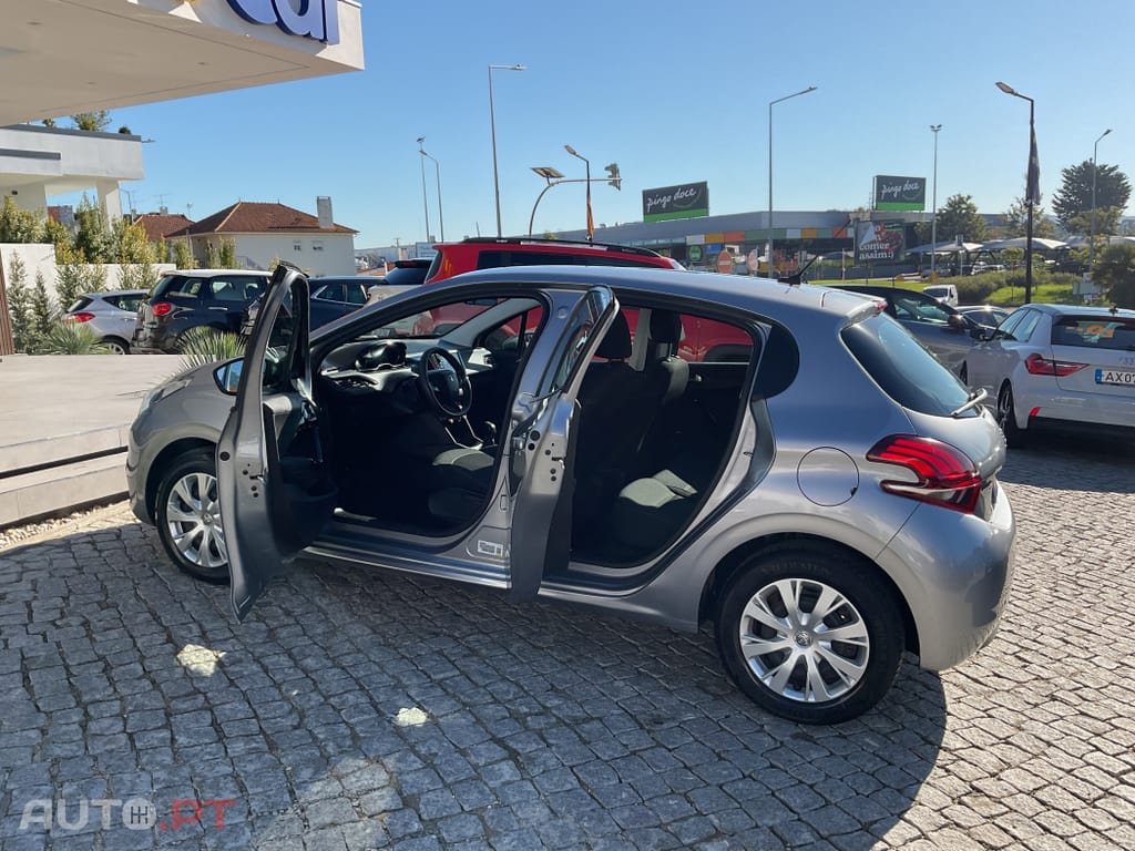 Peugeot 208 1.2 PureTech Active