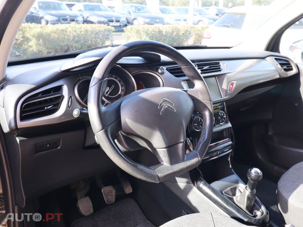 Citroen C3 1.2 VTi Attraction