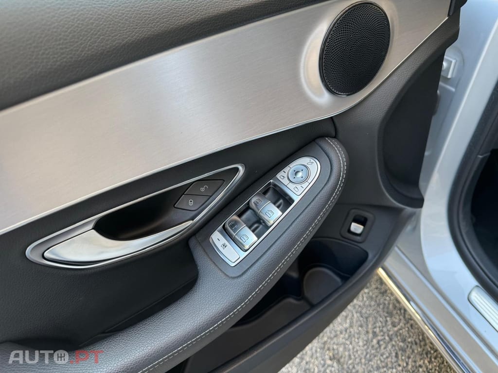 Mercedes-Benz C 300 de Avantgarde