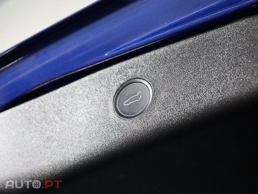 Tesla Model 3 Long Range AWD Dual Motor