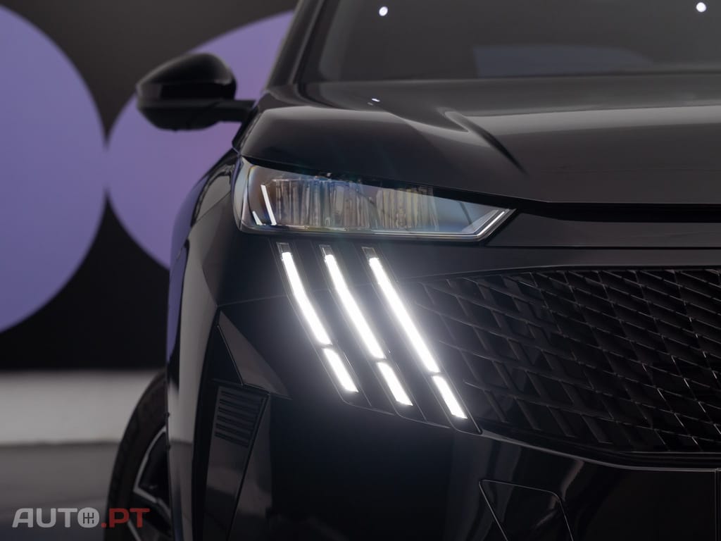 Peugeot 3008 1.2 Hybrid Allure e-DCS6