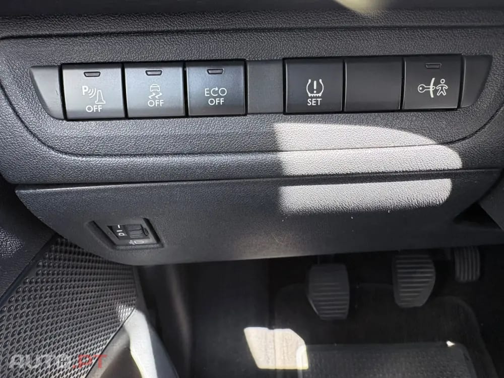 Peugeot 2008 1.6 e-HDi Allure