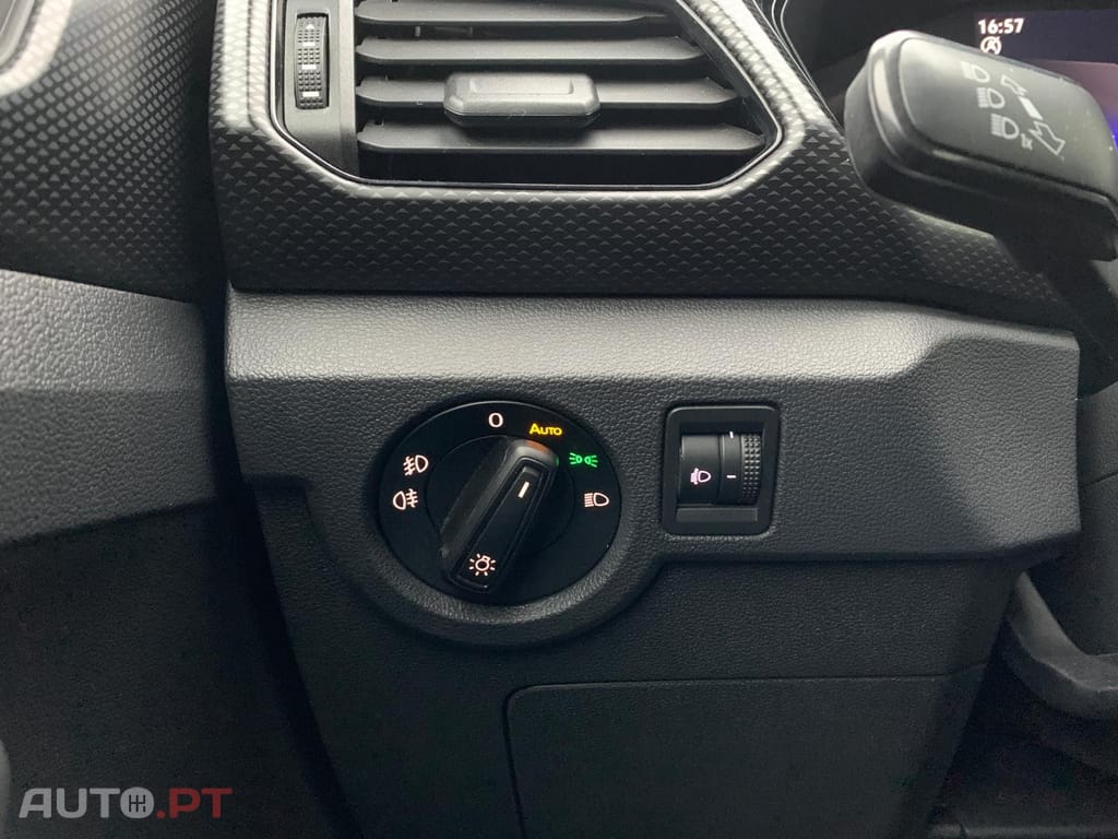 Volkswagen T-Cross 1.0 TSI Life DSG