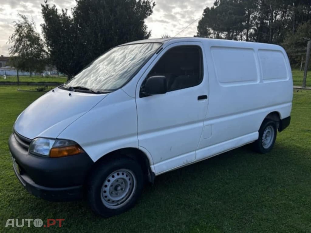 Toyota HiAce 21lk11