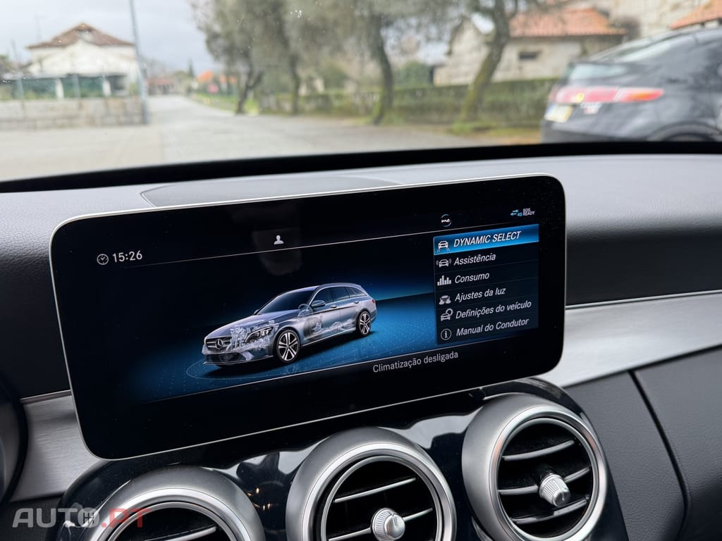 Mercedes-Benz C 200 Station 9G-TRONIC AMG Line