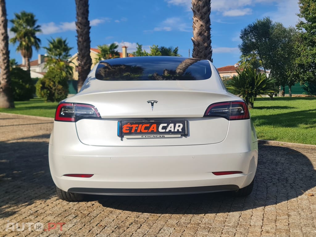 Tesla Model 3 Tração Traseira Premium