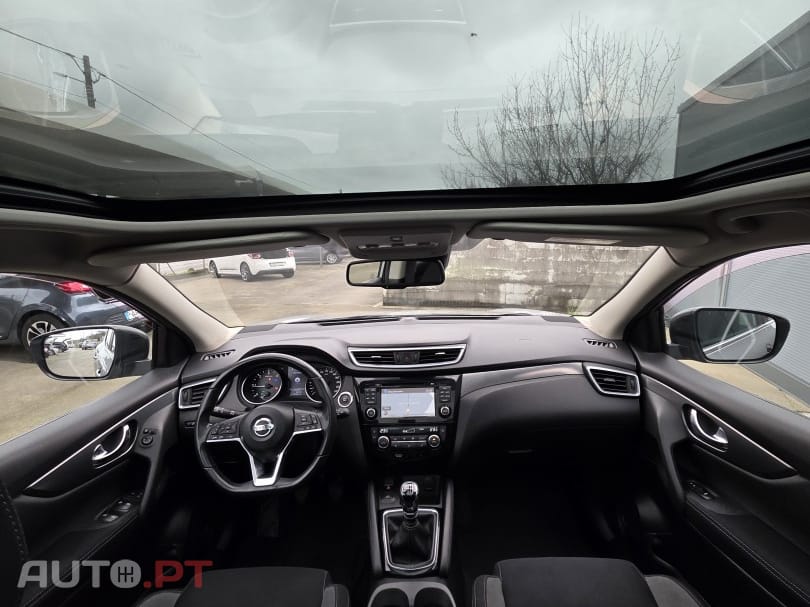 Nissan Qashqai 1.5 dCi N-Connecta