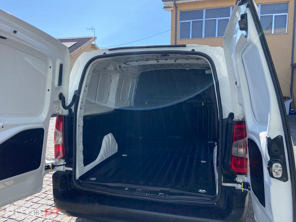 Peugeot Partner 1.6 HDI XL  L2  CarPlay