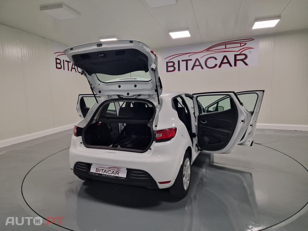 Renault Clio SOCIETE 1.5 DCI ZEN GPS IVA DEDUTIVEL