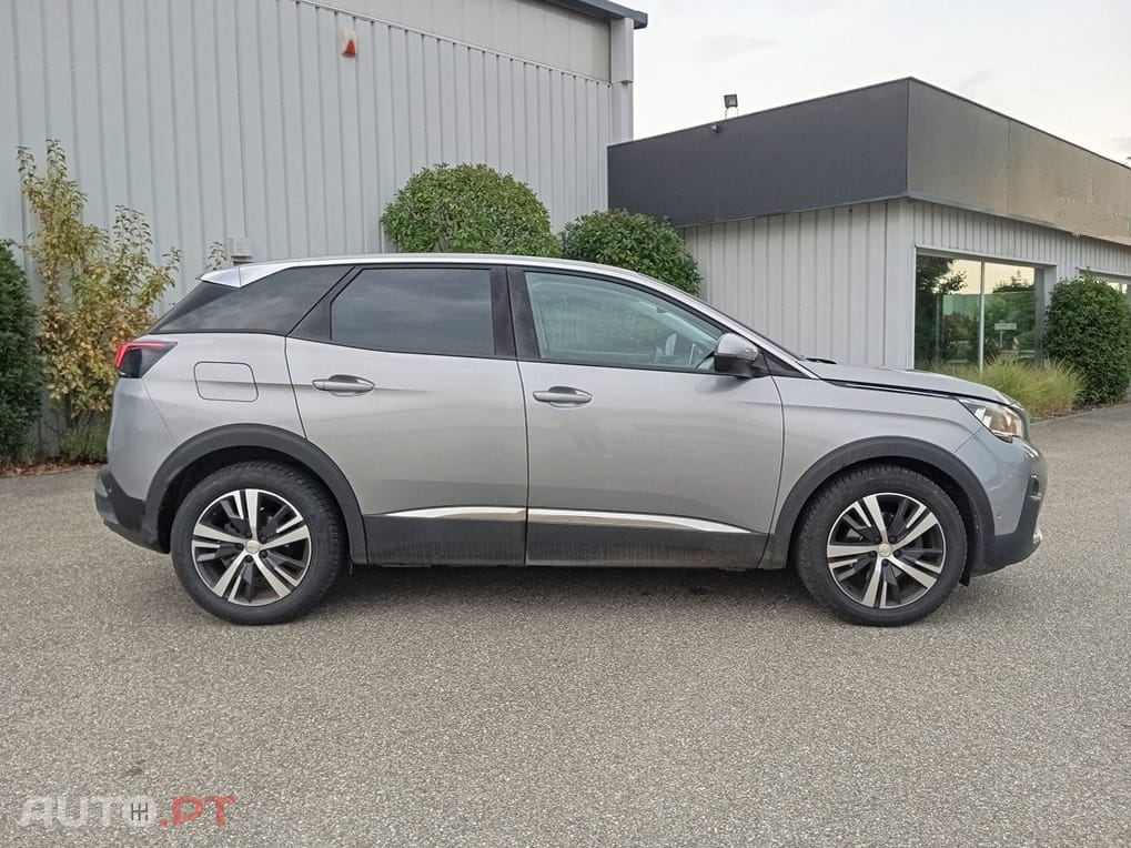 Peugeot 3008 PureTech 130 Stop & Start EAT6 Allure