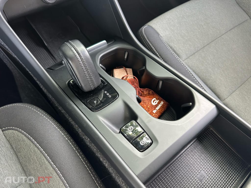 Volvo XC40 1.5 T5 PHEV Plus Dark